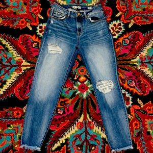 Rewash High Rise Vintage Reunion Distressed Jeans 7